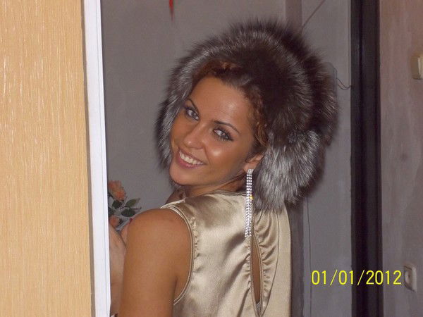 Надя Иванова