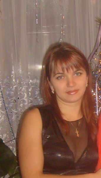 Анна Попова