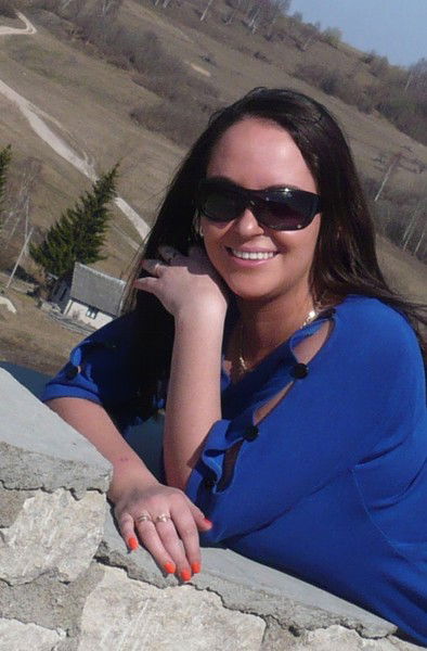 Александра Гусарова