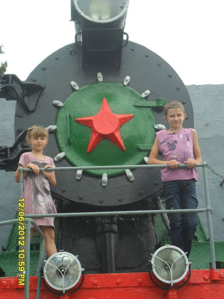 Дмитрий Серов