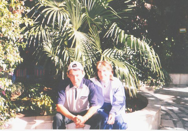 Олег Максименков