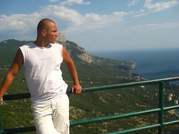 Александр Андрианов