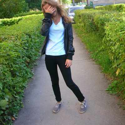 Аня Иванова