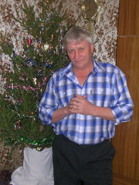 Александр Колобаев