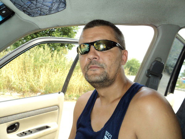 Олег Емшанов