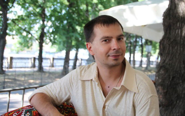 Александр Волков