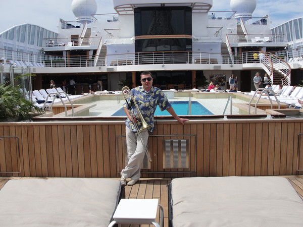 Максим Шавло