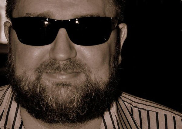 Олег Олегов