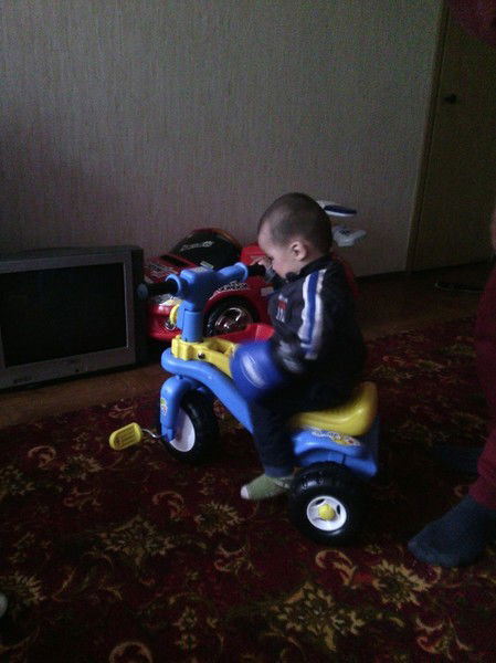 Хуршед Бердов