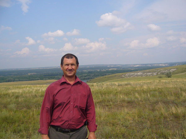 Виктор Попов