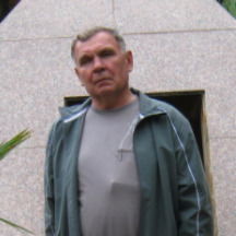 Юрий Макеев