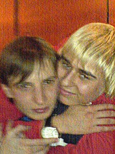 Неизвестно Неизвестно