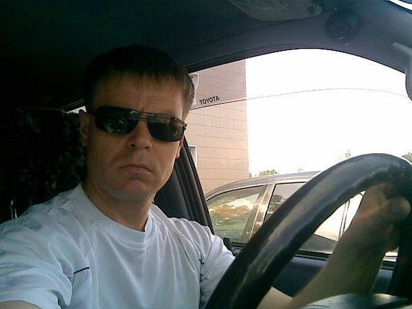 Антон Воронков