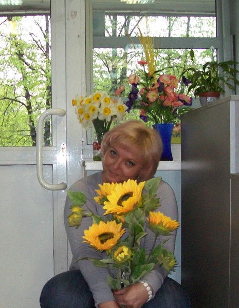 Лара Алпатова