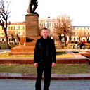 Михаил Иванов