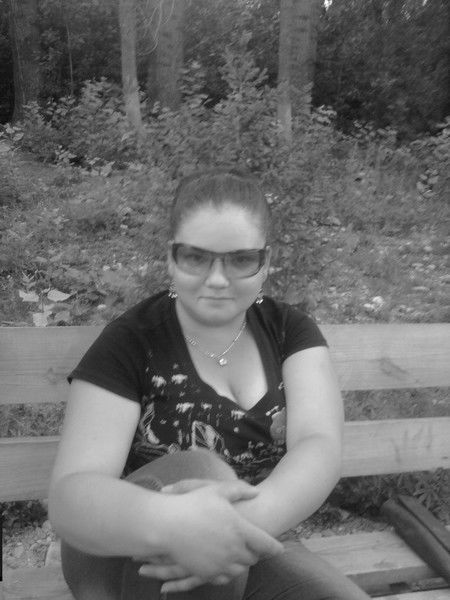 Рика Ахмарова