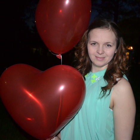 Лена Якушина