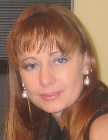 Алена Савинов