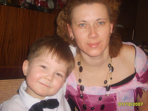 Лариса Семичастнова