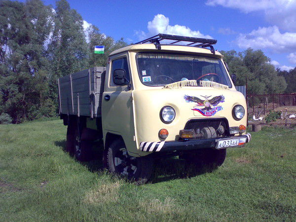 Александр Э