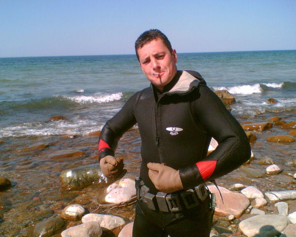 Александр Николаев