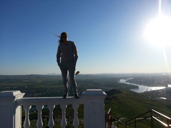 Аня Балахонова