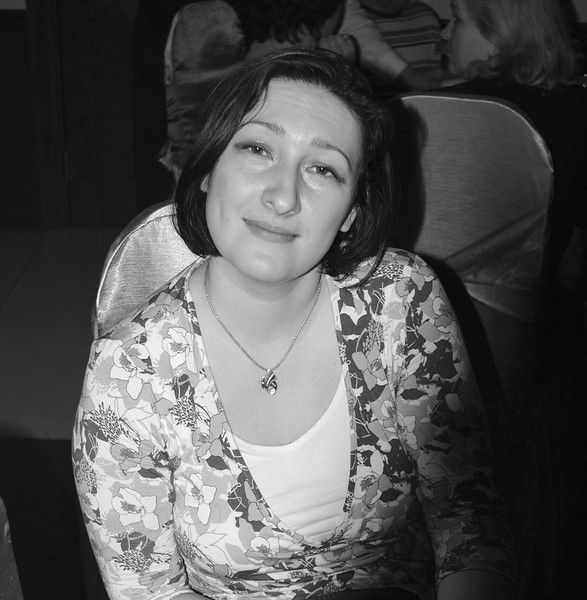 Марина Попова