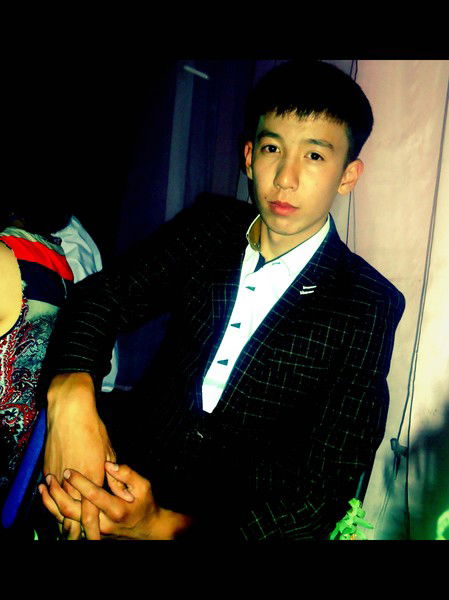 Санжар Кызыров