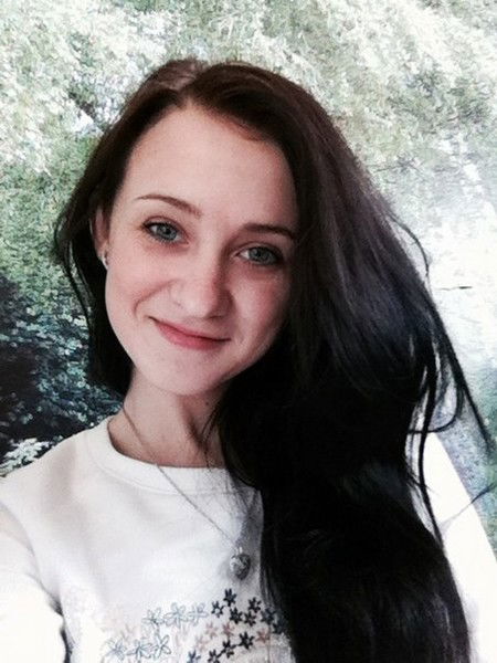 Анастасия Суханова