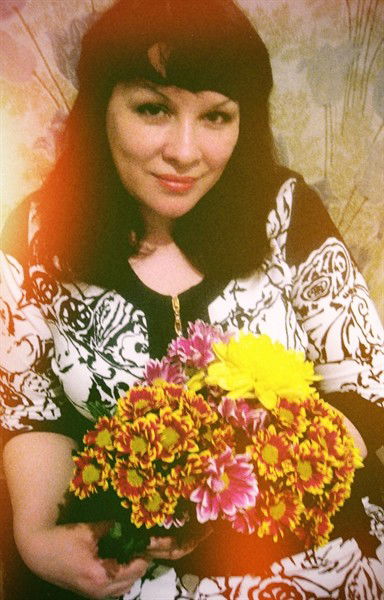 Анна Керова