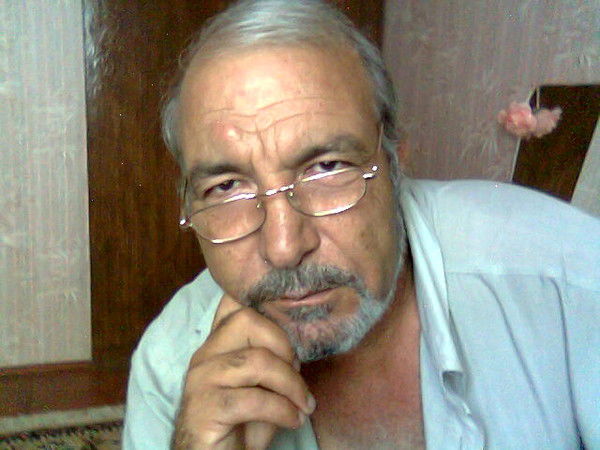 Геннадий Ахундов