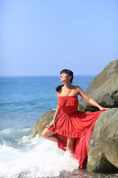 Алена Сухопарова