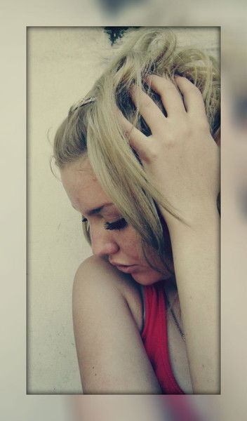 Оля Манахова