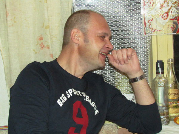 Роман Олiйник