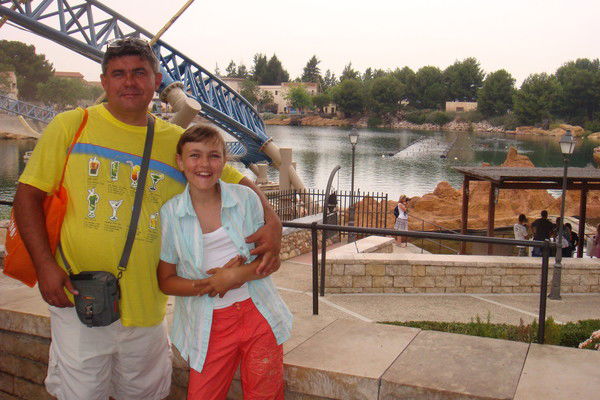 Неизвестно Неизвестно