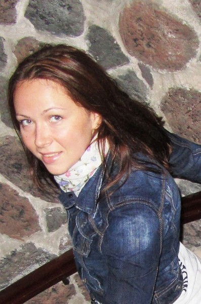 Аня Иванова