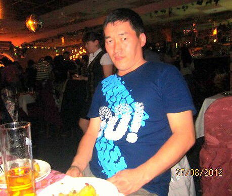 Айбек Шукуров