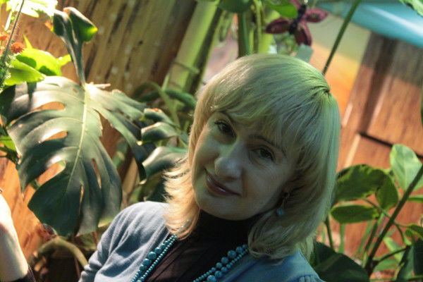 Елена Петрова