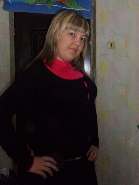 Оля Устинова