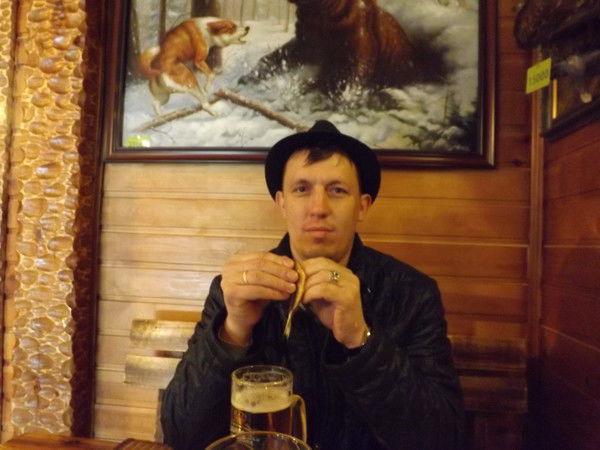 Миша Сухарев