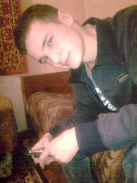 Рустам Неважна