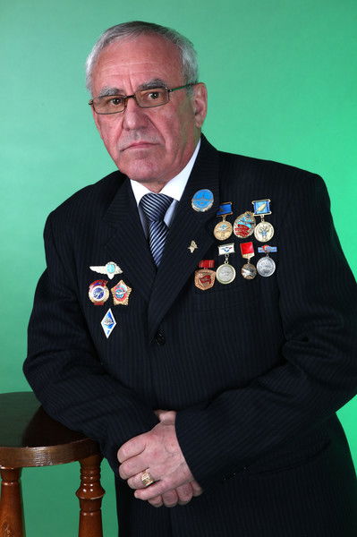 Вьюн Волчок