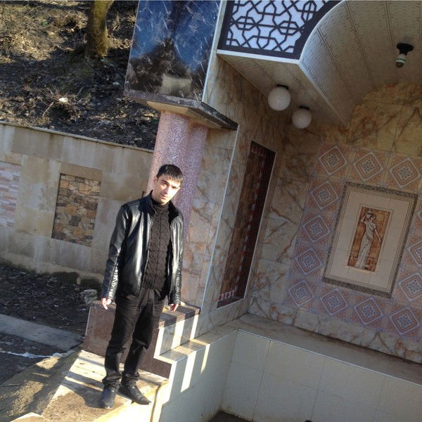 Руслан Рустамов