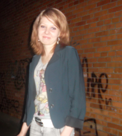 Юля Степанова