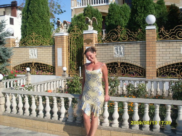 Наташа Шевель