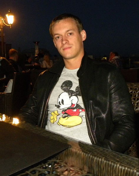 Дмитрий Петров