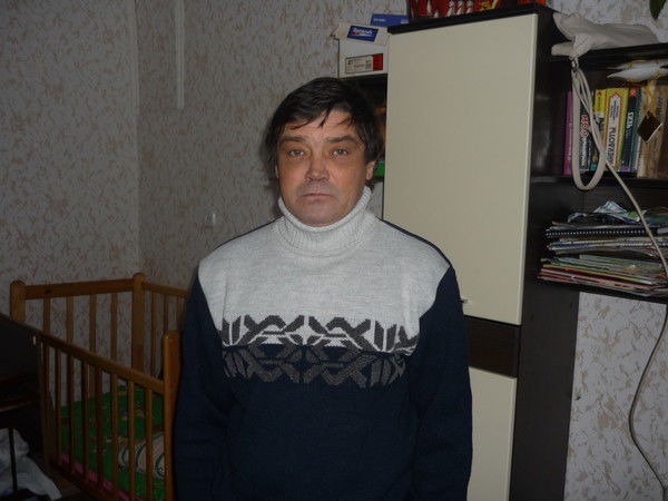 Александр Хмелевской