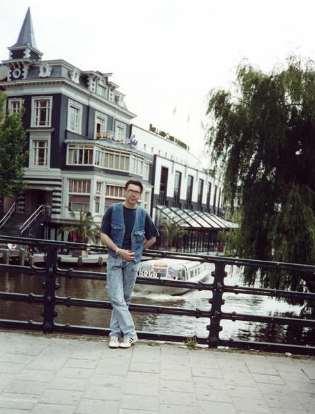 Александр Власов