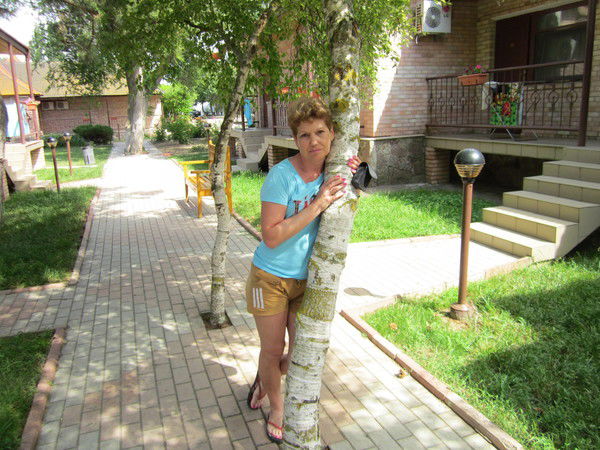 Люба Сазонова