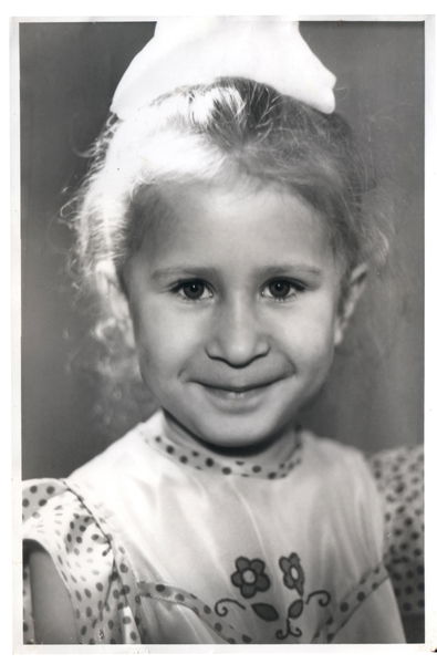 Елена Лукинова